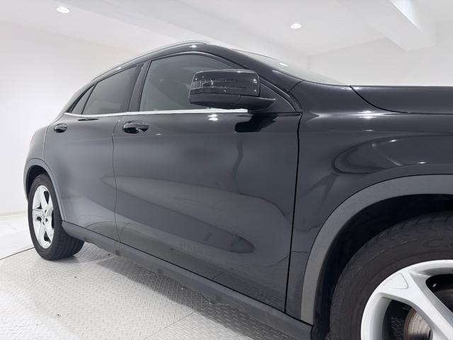 GLAクラス GLA220 4マチック ワンオーナー/右ハンドル/コスモスブラック/本革/シートヒーター/パノラミックスライディングルーフ/ドラレコ/正規ディーラー認定中古車/二年保証(20枚目)