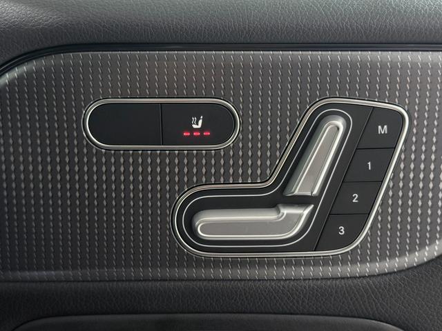 GLB GLB200d 4マチック ワンオーナー/右ハンドル/コスモスブラック/半革/シートヒーター/メモリー付きパワーシート/正規ディーラー認定中古車/二年保証(6枚目)