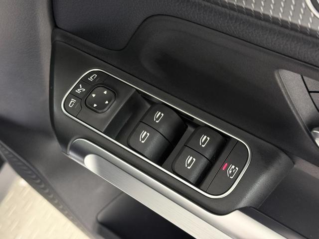 GLB GLB200d 4マチック ワンオーナー/右ハンドル/コスモスブラック/半革/シートヒーター/メモリー付きパワーシート/正規ディーラー認定中古車/二年保証(23枚目)