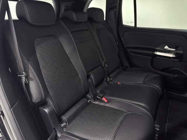 GLB GLB200d 4マチック ワンオーナー/右ハンドル/コスモスブラック/半革/シートヒーター/メモリー付きパワーシート/正規ディーラー認定中古車/二年保証(35枚目)