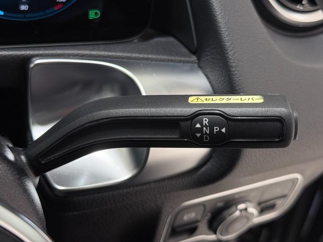 GLB GLB200d 4マチック ワンオーナー/右ハンドル/コスモスブラック/半革/シートヒーター/メモリー付きパワーシート/正規ディーラー認定中古車/二年保証(54枚目)