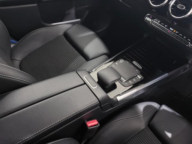 GLB GLB200d 4マチック ワンオーナー/右ハンドル/コスモスブラック/半革/シートヒーター/メモリー付きパワーシート/正規ディーラー認定中古車/二年保証(56枚目)