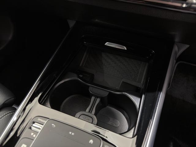 GLB GLB200d 4マチック ワンオーナー/右ハンドル/コスモスブラック/半革/シートヒーター/メモリー付きパワーシート/正規ディーラー認定中古車/二年保証(57枚目)