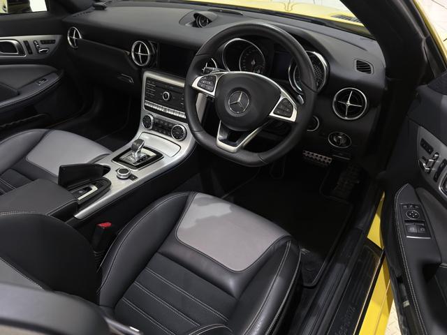 ＳＬＣ ＳＬＣ１８０　スポーツ　ファイナルエディション　右ハンドル／サンイエロー／レーダーセーフティーＰ／ブラック・グレーレザーシート／シートヒーター／マジックスカイルーフ／メモリー付きパワーシート／正規ディーラー認定中古車／二年保証（2枚目）