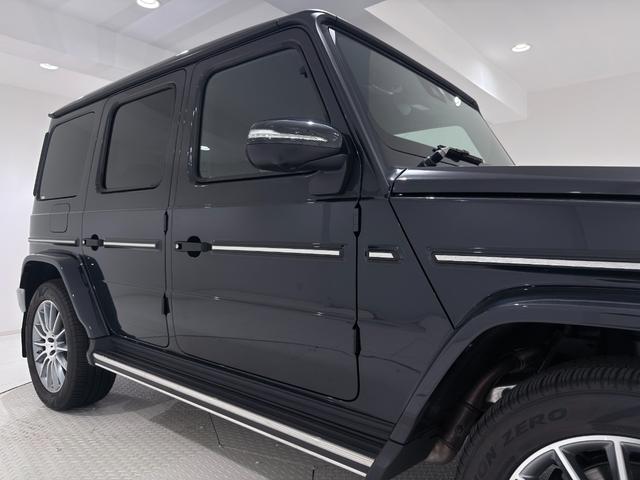 Gクラス G400d AMGライン ワンオーナー/右ハンドル/マグネタイトブラックラグジュアリーP/アダプティブダンピングシステム/Burmester/パノラミックスライディングルーフ/正規ディーラー認定中古車/二年保証(19枚目)