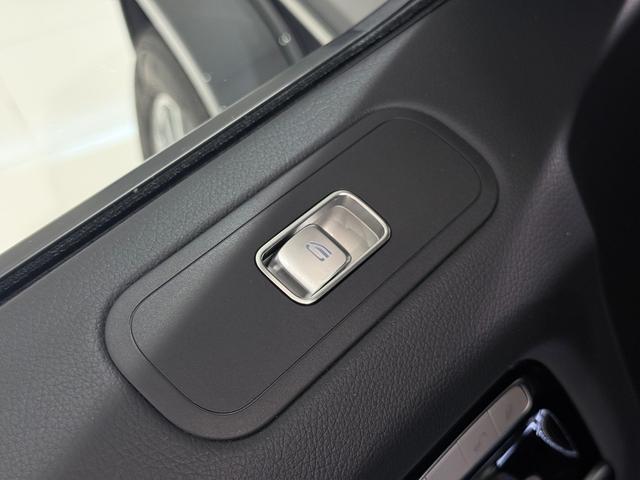 Gクラス G400d AMGライン ワンオーナー/右ハンドル/マグネタイトブラックラグジュアリーP/アダプティブダンピングシステム/Burmester/パノラミックスライディングルーフ/正規ディーラー認定中古車/二年保証(30枚目)