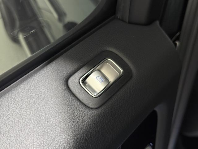 Gクラス G400d AMGライン ワンオーナー/右ハンドル/マグネタイトブラックラグジュアリーP/アダプティブダンピングシステム/Burmester/パノラミックスライディングルーフ/正規ディーラー認定中古車/二年保証(39枚目)