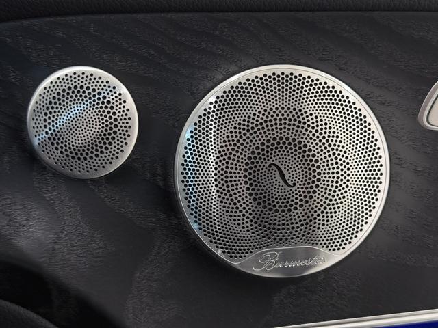 Eクラス E200 クーペ スポーツ 右ハンドル/ダイヤモンドホワイト/レザーP/エアバランスP/レーダーセーフティーP/HUD/Burmester/正規ディーラー認定中古車/二年保証(6枚目)