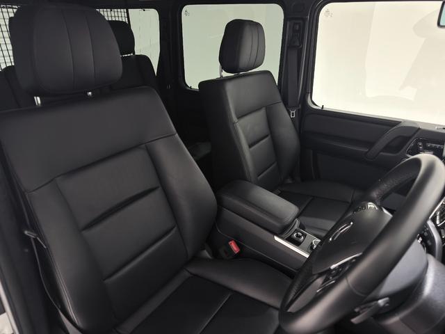 Gクラス G350d 右ハンドル/ポーラーホワイト/ラグジュアリーP/ハーマンカードンサウンド/シートヒーター/ドラレコ/正規ディーラー認定中古車/二年保証(3枚目)