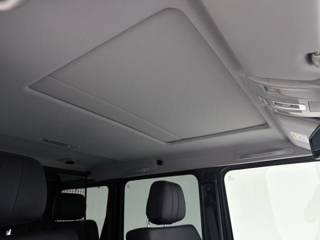 Gクラス G350d 右ハンドル/ポーラーホワイト/ラグジュアリーP/ハーマンカードンサウンド/シートヒーター/ドラレコ/正規ディーラー認定中古車/二年保証(8枚目)