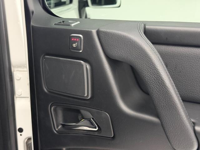 Gクラス G350d 右ハンドル/ポーラーホワイト/ラグジュアリーP/ハーマンカードンサウンド/シートヒーター/ドラレコ/正規ディーラー認定中古車/二年保証(22枚目)