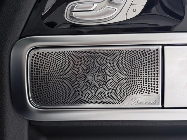 Gクラス G350d マヌファクトゥーアエディション 右ハンドル/ダイヤモンドホワイト/ワンオーナー/ナイトP/ラグジュアリーP/AMG-LINE/パノラミックSR/Burmester/リラクゼーション/正規ディーラー認定中古車/二年保証(8枚目)