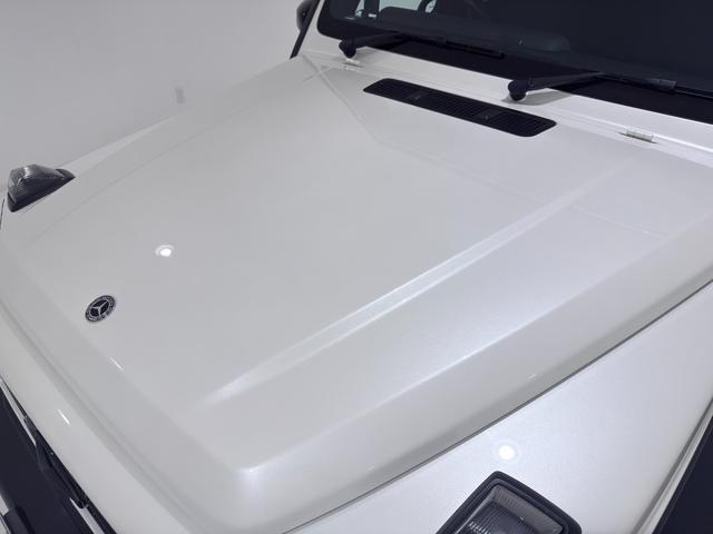 Gクラス G350d マヌファクトゥーアエディション 右ハンドル/ダイヤモンドホワイト/ワンオーナー/ナイトP/ラグジュアリーP/AMG-LINE/パノラミックSR/Burmester/リラクゼーション/正規ディーラー認定中古車/二年保証(17枚目)