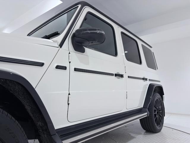 Gクラス G350d マヌファクトゥーアエディション 右ハンドル/ダイヤモンドホワイト/ワンオーナー/ナイトP/ラグジュアリーP/AMG-LINE/パノラミックSR/Burmester/リラクゼーション/正規ディーラー認定中古車/二年保証(22枚目)