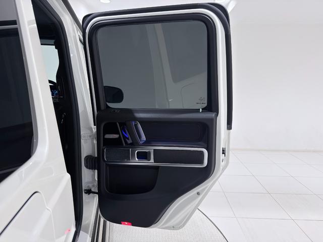 Gクラス G350d マヌファクトゥーアエディション 右ハンドル/ダイヤモンドホワイト/ワンオーナー/ナイトP/ラグジュアリーP/AMG-LINE/パノラミックSR/Burmester/リラクゼーション/正規ディーラー認定中古車/二年保証(35枚目)