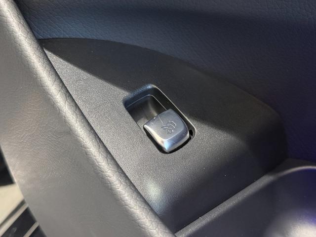 Eクラスステーションワゴン E300 ステーションワゴンアバンギャルド スポーツ ワンオーナー/右ハンドル/オブシディアンブラック/エクスクルーシブP/レーダーセーフティーP/黒革/HUD/Burmester/メモリー付きパワーシート/正規ディーラー認定中古車/二年保証(27枚目)