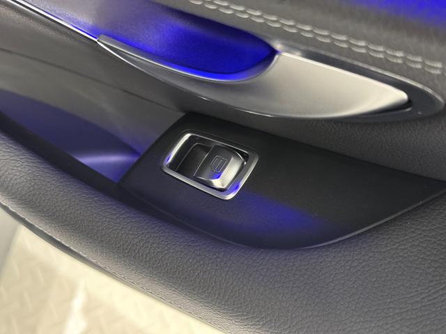 Eクラスステーションワゴン E300 ステーションワゴンアバンギャルド スポーツ ワンオーナー/右ハンドル/オブシディアンブラック/エクスクルーシブP/レーダーセーフティーP/黒革/HUD/Burmester/メモリー付きパワーシート/正規ディーラー認定中古車/二年保証(37枚目)