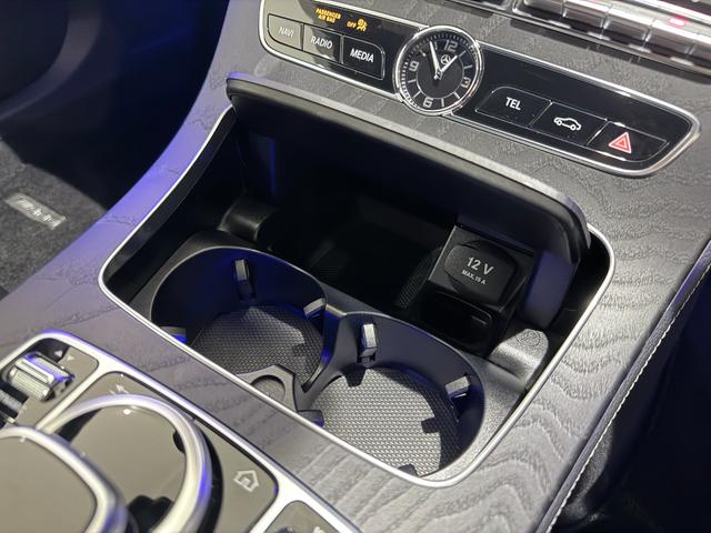 Eクラスステーションワゴン E300 ステーションワゴンアバンギャルド スポーツ ワンオーナー/右ハンドル/オブシディアンブラック/エクスクルーシブP/レーダーセーフティーP/黒革/HUD/Burmester/メモリー付きパワーシート/正規ディーラー認定中古車/二年保証(54枚目)