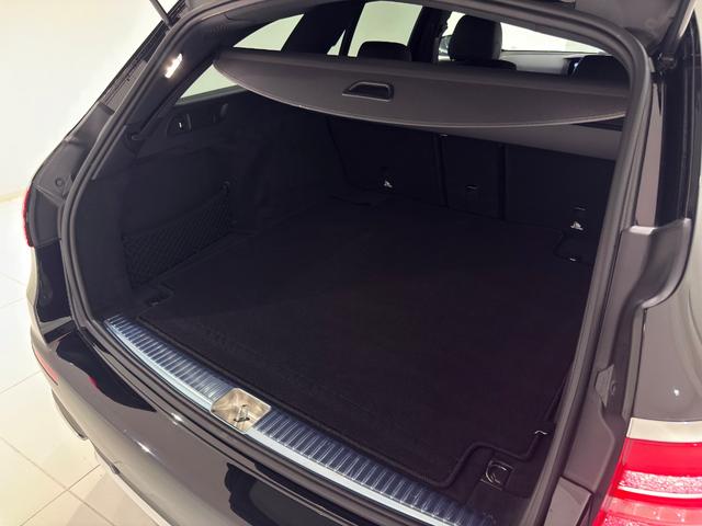 Eクラスステーションワゴン E300 ステーションワゴンアバンギャルド スポーツ ワンオーナー/右ハンドル/オブシディアンブラック/エクスクルーシブP/レーダーセーフティーP/黒革/HUD/Burmester/メモリー付きパワーシート/正規ディーラー認定中古車/二年保証(64枚目)