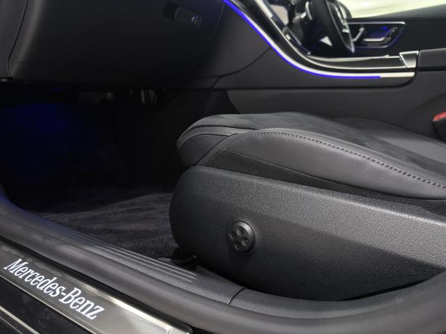 Cクラスステーションワゴン C220dステーションワゴンアバンギルドAMGライP 右ハンドル/グラファイトグレー/HUD/ドラレコ/シートヒーター/メモリー付きパワーシート/正規ディーラー認定中古車/二年保証(30枚目)