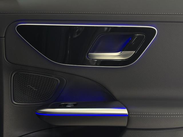 Cクラスステーションワゴン C220dステーションワゴンアバンギルドAMGライP 右ハンドル/グラファイトグレー/HUD/ドラレコ/シートヒーター/メモリー付きパワーシート/正規ディーラー認定中古車/二年保証(32枚目)