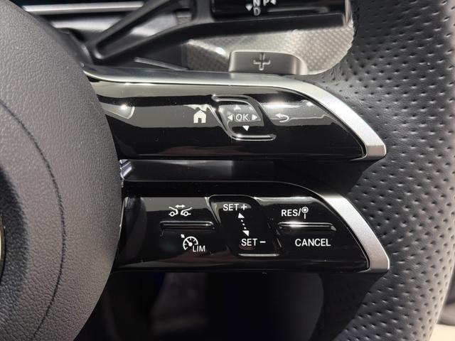 Cクラスステーションワゴン C220dステーションワゴンアバンギルドAMGライP 右ハンドル/グラファイトグレー/HUD/ドラレコ/シートヒーター/メモリー付きパワーシート/正規ディーラー認定中古車/二年保証(52枚目)