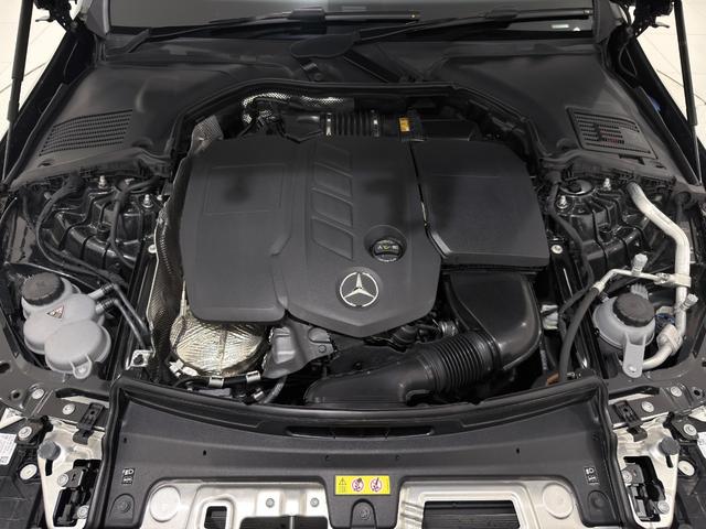 Cクラスステーションワゴン C220dステーションワゴンアバンギルドAMGライP 右ハンドル/グラファイトグレー/HUD/ドラレコ/シートヒーター/メモリー付きパワーシート/正規ディーラー認定中古車/二年保証(56枚目)