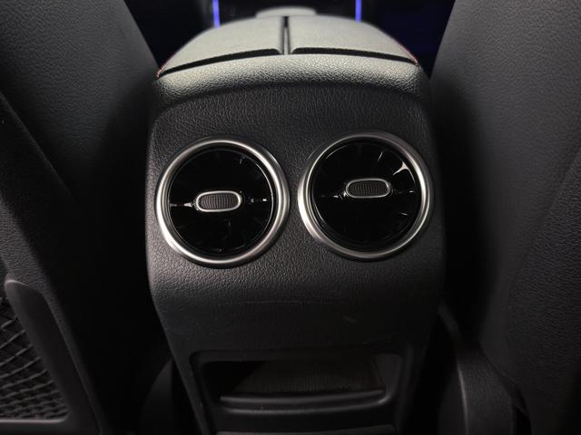 GLB GLB200d 4マチック AMGライン ワンオーナー/右ハンドル/デジタルホワイト/レーダーセーフティーP/シートヒーター/ドラレコ/メモリー付きパワーシート/正規ディーラー認定中古車/二年保証(43枚目)