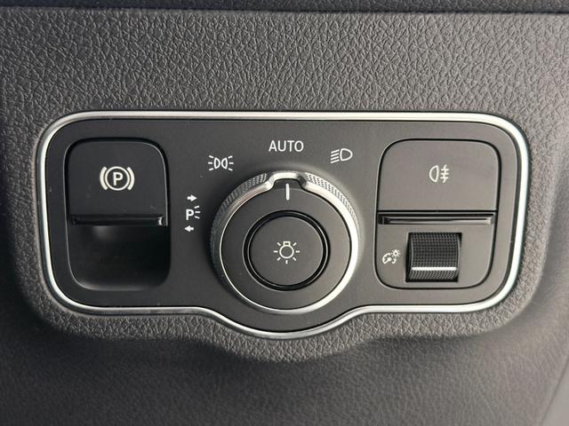 GLB GLB200d 4マチック AMGライン ワンオーナー/右ハンドル/デジタルホワイト/レーダーセーフティーP/シートヒーター/ドラレコ/メモリー付きパワーシート/正規ディーラー認定中古車/二年保証(58枚目)