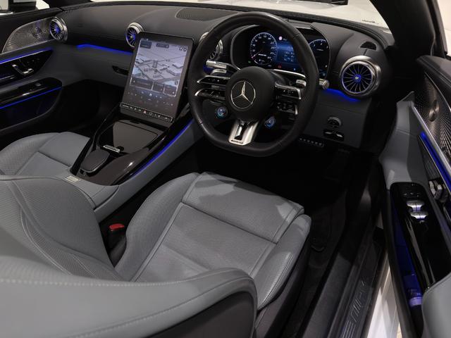 SL SL43 右ハンドル/オパリスホワイト/HUD/Burmester/リラクゼーション/シートヒーター/ベンチレーション/メモリー付きパワーシート/AMGイエローキャリパー/正規ディーラー認定中古車/二年保証(2枚目)