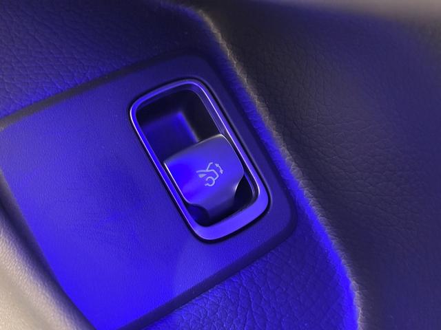 SL SL43 右ハンドル/オパリスホワイト/HUD/Burmester/リラクゼーション/シートヒーター/ベンチレーション/メモリー付きパワーシート/AMGイエローキャリパー/正規ディーラー認定中古車/二年保証(29枚目)