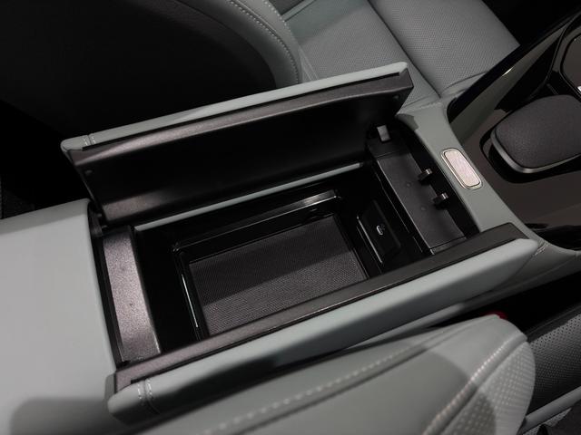 SL SL43 右ハンドル/オパリスホワイト/HUD/Burmester/リラクゼーション/シートヒーター/ベンチレーション/メモリー付きパワーシート/AMGイエローキャリパー/正規ディーラー認定中古車/二年保証(49枚目)