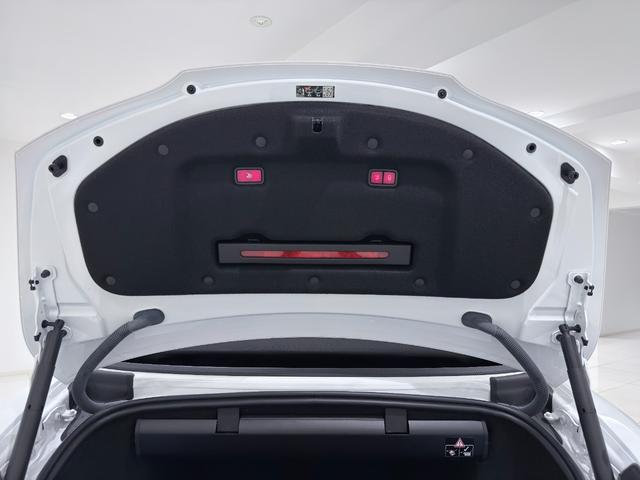 SL SL43 右ハンドル/オパリスホワイト/HUD/Burmester/リラクゼーション/シートヒーター/ベンチレーション/メモリー付きパワーシート/AMGイエローキャリパー/正規ディーラー認定中古車/二年保証(54枚目)