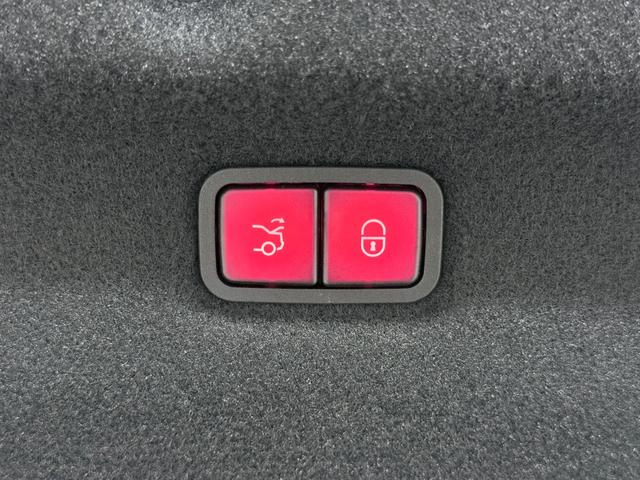 SL SL43 右ハンドル/オパリスホワイト/HUD/Burmester/リラクゼーション/シートヒーター/ベンチレーション/メモリー付きパワーシート/AMGイエローキャリパー/正規ディーラー認定中古車/二年保証(55枚目)