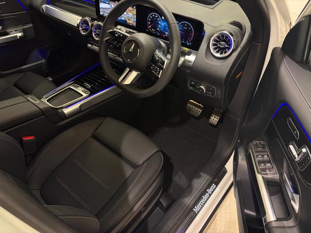 GLB GLB200d 4マチック AMGラインパッケージ 右ハンドル/ポーラーホワイト/HUD/パノラミックスライディングルーフ/全周囲カメラ/正規ディーラー認定中古車/二年保証(2枚目)