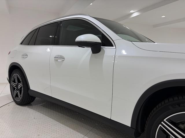 専用のコールセンターに経験豊かなオペレーターが、２４時間３６５日待機。万一の車両トラブルなどが発生した場合、お電話一本で応急処置や車両のけん引、ドライバーや同乗者の方の移動手段手配などサポート。