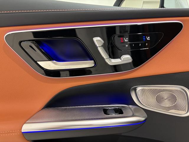 専用のコールセンターに経験豊かなオペレーターが、２４時間３６５日待機。万一の車両トラブルなどが発生した場合、お電話一本で応急処置や車両のけん引、ドライバーや同乗者の方の移動手段手配などサポート。