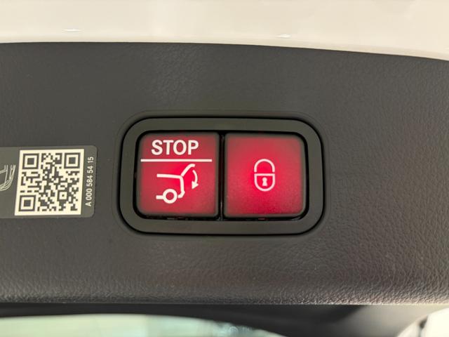 【最大１００項目の点検・整備】メルセデス独自の厳しいチェックを通過したクルマのみ「メルセデス・ベンツ認定中古車」と呼ばれます。