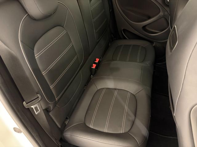 スマートフォーフォー BRABUS スポーツ 右ハンドル/ゴールド/本革/シートヒーター/ガラスルーフ/ETC/クルーズコントロール/レーンキーピングアシスト/正規ディーラー認定中古車/二年保証(33枚目)