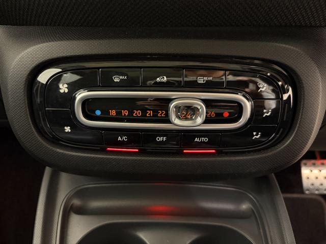 スマートフォーフォー BRABUS スポーツ 右ハンドル/ゴールド/本革/シートヒーター/ガラスルーフ/ETC/クルーズコントロール/レーンキーピングアシスト/正規ディーラー認定中古車/二年保証(41枚目)