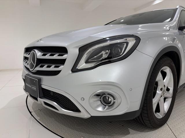 GLAクラス GLA220 4マチック 右ハンドル/イリジウムシルバー/シートヒーター/バックカメラ/正規ディーラー認定中古車/二年保証(8枚目)