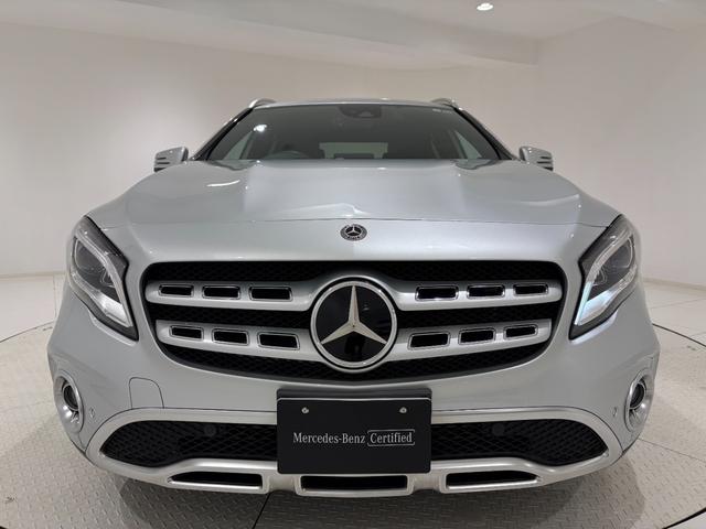 GLAクラス GLA220 4マチック 右ハンドル/イリジウムシルバー/シートヒーター/バックカメラ/正規ディーラー認定中古車/二年保証(10枚目)