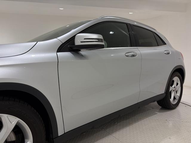 GLAクラス GLA220 4マチック 右ハンドル/イリジウムシルバー/シートヒーター/バックカメラ/正規ディーラー認定中古車/二年保証(17枚目)