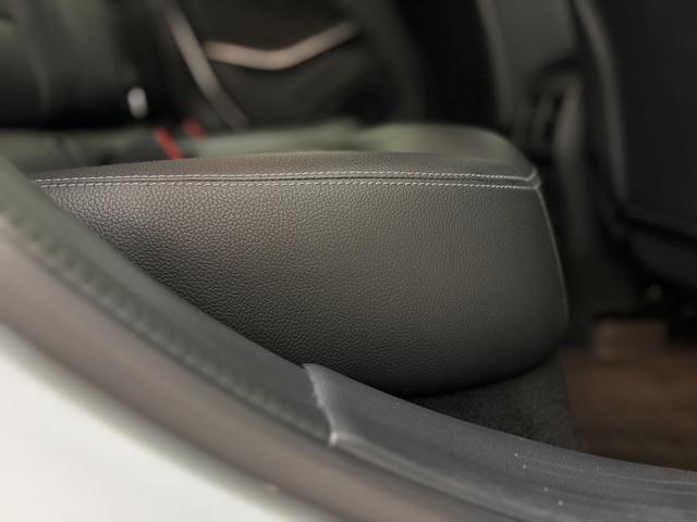 GLAクラス GLA220 4マチック 右ハンドル/イリジウムシルバー/シートヒーター/バックカメラ/正規ディーラー認定中古車/二年保証(35枚目)