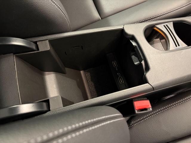GLAクラス GLA220 4マチック 右ハンドル/イリジウムシルバー/シートヒーター/バックカメラ/正規ディーラー認定中古車/二年保証(49枚目)