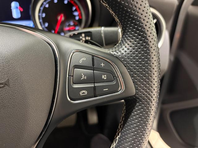GLAクラス GLA220 4マチック 右ハンドル/イリジウムシルバー/シートヒーター/バックカメラ/正規ディーラー認定中古車/二年保証(51枚目)