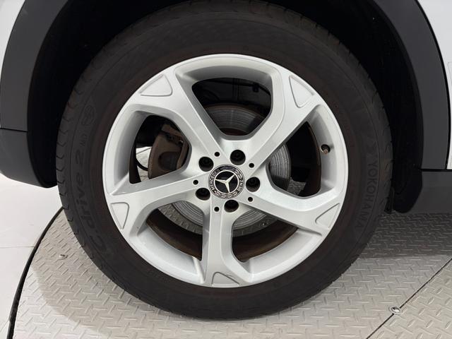 GLAクラス GLA220 4マチック 右ハンドル/イリジウムシルバー/シートヒーター/バックカメラ/正規ディーラー認定中古車/二年保証(62枚目)
