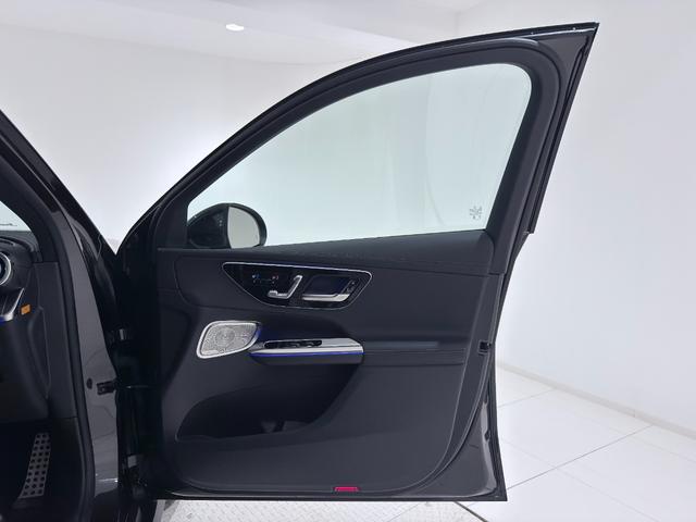 GLC GLC220d 4マチック ドライバーズパッケージ 右ハンドル/グラファイトグレー/レザーエクスクルーシブP/ドライバーズP/シートヒーター/ベンチレーション/HUD/メモリー付きパワーシート/正規ディーラー認定中古車/二年保証(21枚目)