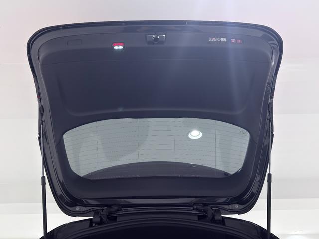 GLC GLC220d 4マチック ドライバーズパッケージ 右ハンドル/グラファイトグレー/レザーエクスクルーシブP/ドライバーズP/シートヒーター/ベンチレーション/HUD/メモリー付きパワーシート/正規ディーラー認定中古車/二年保証(62枚目)