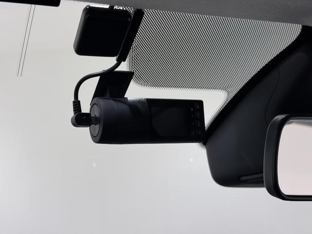 スマートフォーツークーペ BRABUS エクスクルーシブ 右ハンドル/グレー/フローティングナビ/ドラレコ/シートヒーター/正規ディーラー認定中古車/二年保証(7枚目)